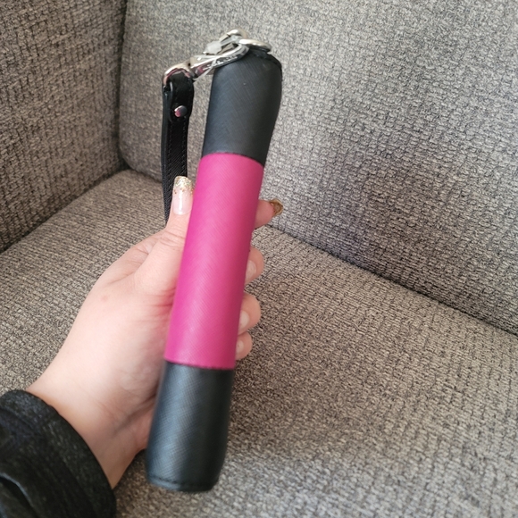 Michael Kors Jet Set Center Stripe Leather Wallet - Picture 9 of 11